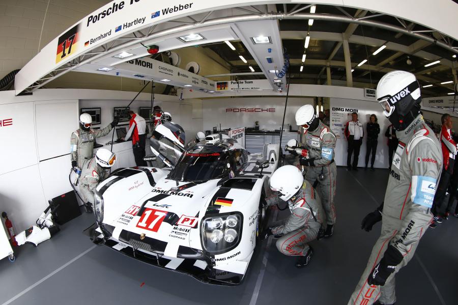  Porsche 919 Hybrid 2015 года  (фото 59 из 481)